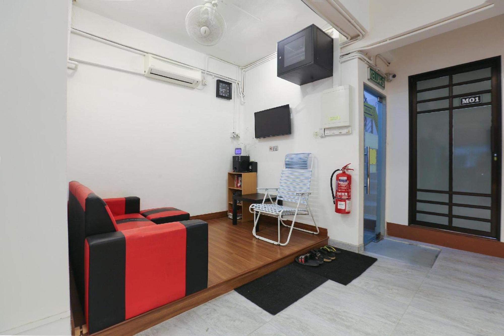 Spot On 90587 The Space Inn Kuala Terengganu Exterior foto