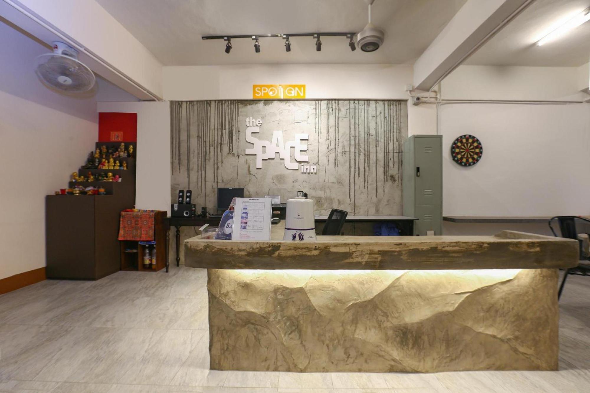 Spot On 90587 The Space Inn Kuala Terengganu Exterior foto